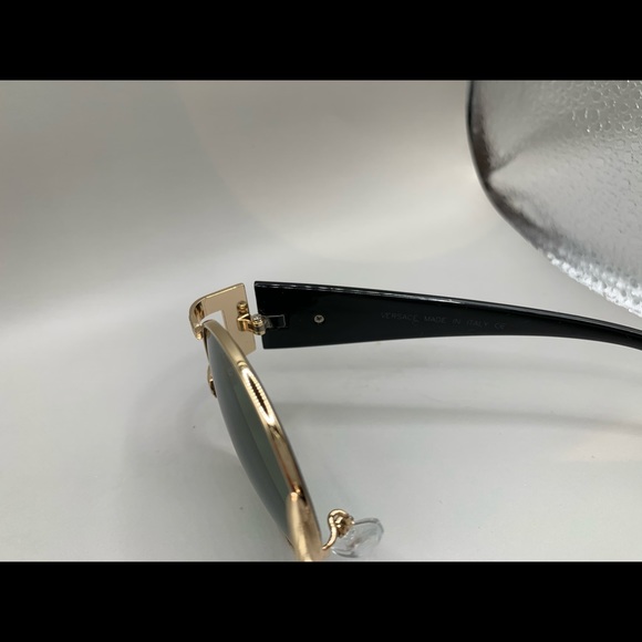 .🌹LAST ONE LEFT🌹 Mens versace green lens - Picture 5 of 8
